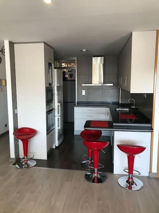 70 Sqm Apartment With Seaview In Arenales Del Sol. Buitenkant foto