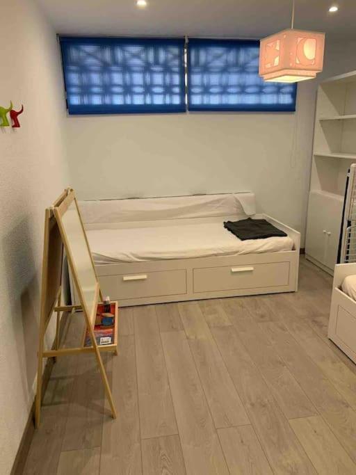 70 Sqm Apartment With Seaview In Arenales Del Sol. Buitenkant foto